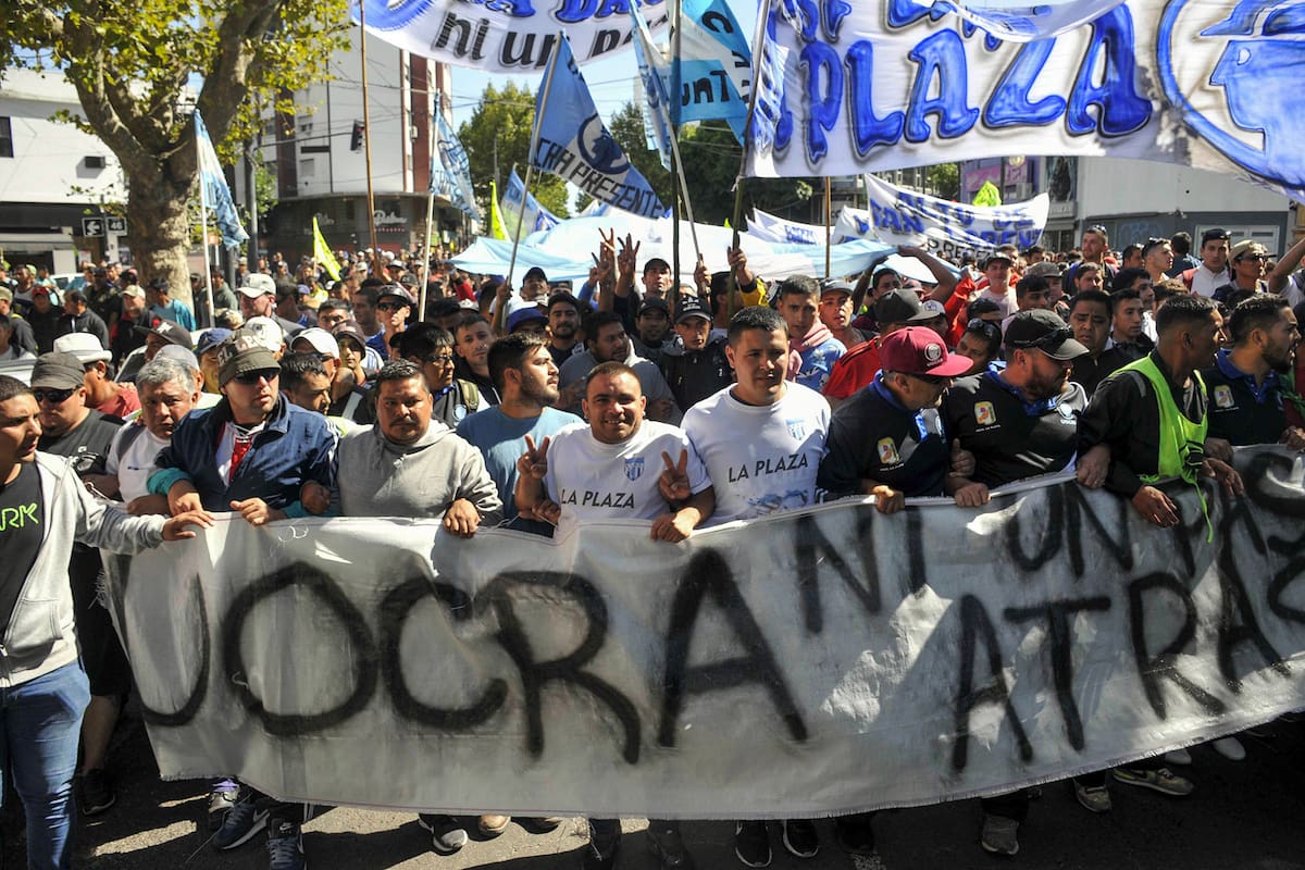 El más grave tiene 31 años y se encuentra internado en el Hospital Larrain de Berisso