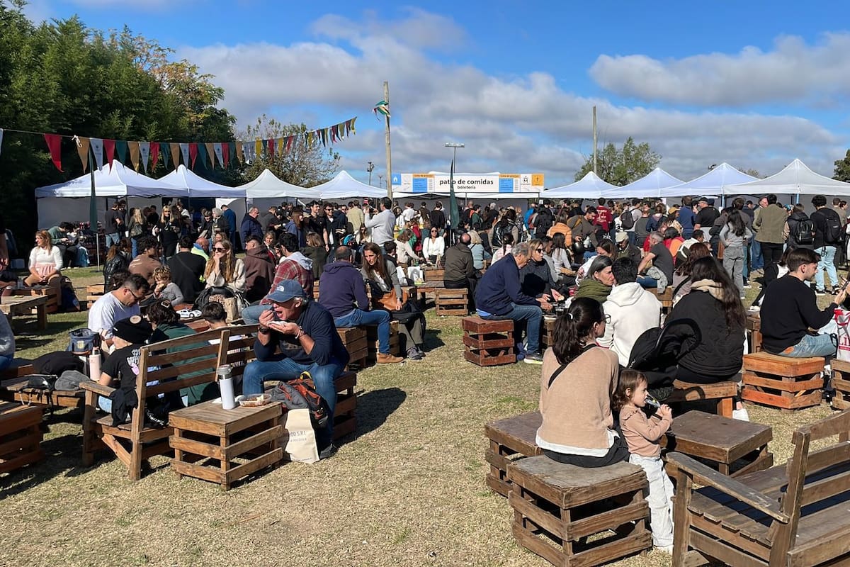 El mate como puente solidario; Expo Mate recauda fondos para un hospital público