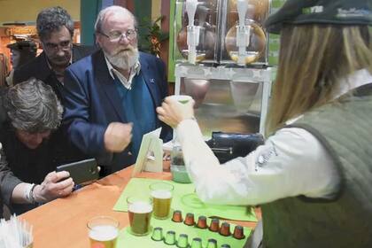 El mate en cápsula se presentó en La Rural