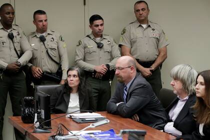 El matrimonio Turpin compareció ayer frente a la Corte