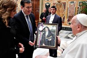 El matrimonio Zamora con el Papa Francisco