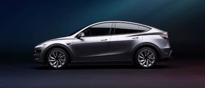 El mecanismo de emergencia para abrir las puertas en los autos Tesla es difícil de encontrar (tesla.com)