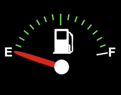 El mejor momento para cargar nafta es cuando queda un cuarto de tanque