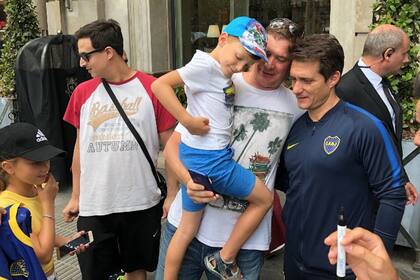 El mellizo se encontró con varios Xeneize