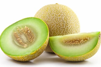 El melón, por ejemplo, aporta agua, vitaminas A, B, C y E, ácido fólico y minerales como calcio, hierro y potasio (Foto: iStock)