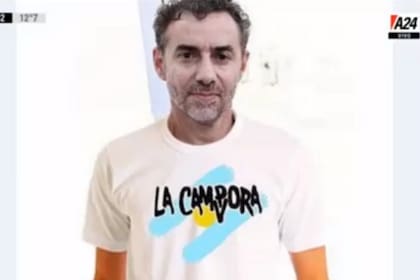 El meme que circuló de Luis Majul con una camiseta de La Cámpora