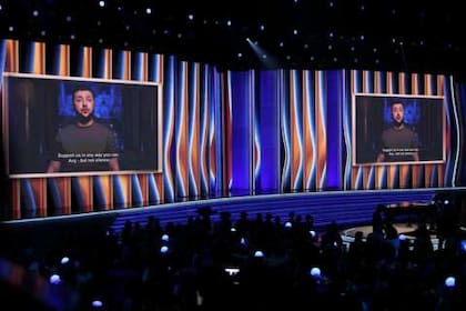 El mensaje del presidente de Ucrania, Volodimir Zelensky, durante los Grammy
