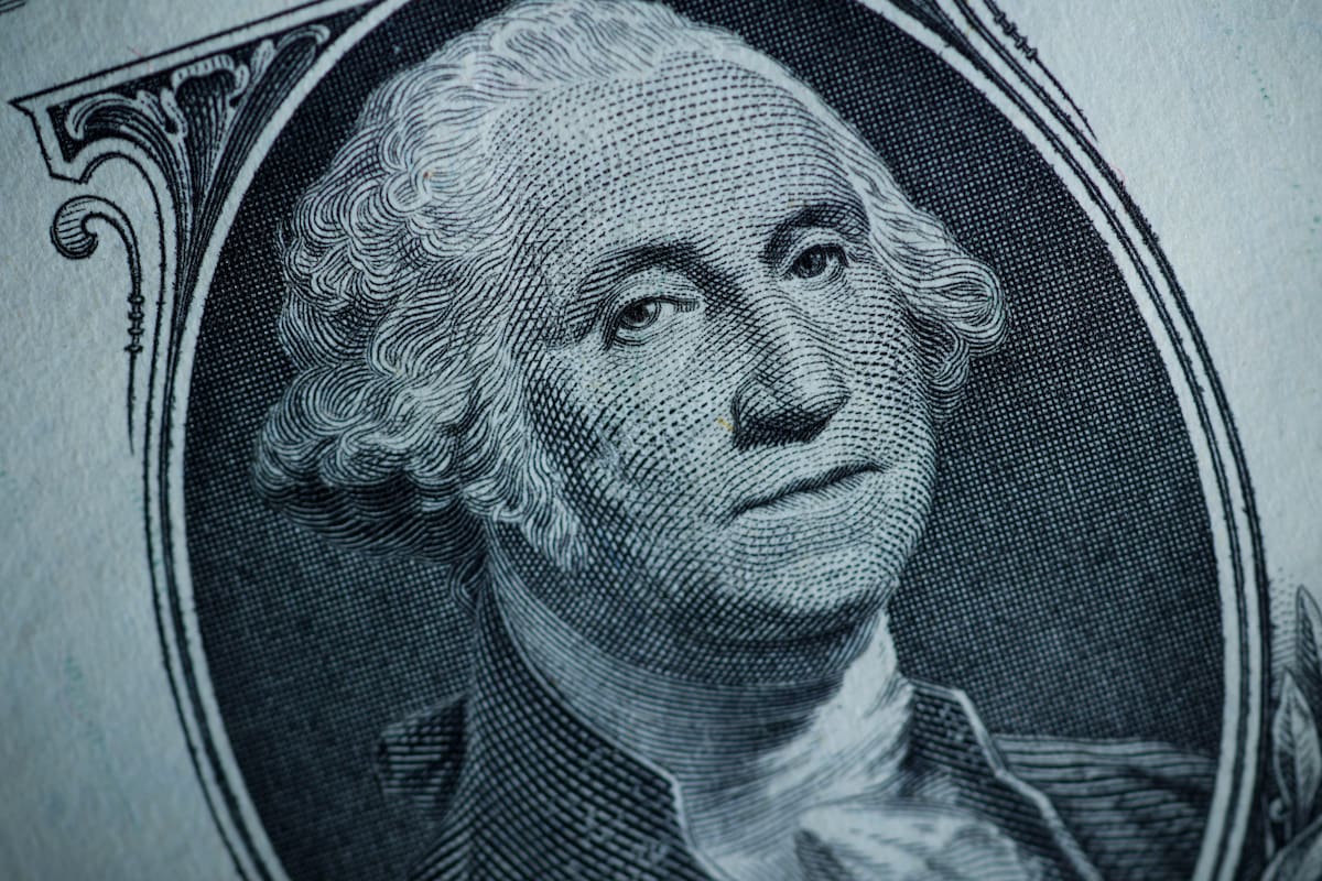El mercado está expectante de la reducción del crawling peg del 2% al 1% mensual. (AP Foto/Matt Slocum)