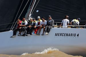 Ingenio, valentía y táctica: cómo es navegar en Mercenario 4, un barco ganador