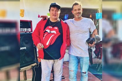 El mes pasado, se pudo ver al "Pity", con su aspecto cambiado, tocando con su banda, en un video que trascendió en redes sociales.