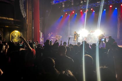 “El metal tiene una tendencia contra la cultura hegemónica y las actitudes arquetípicas de sometimiento, subordinación y humillación”, dice Scaricaciottoli