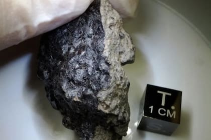 El meteorito Tissint fue expulsado de Marte e impactó en la Tierra en julio de 2011