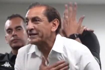 El método de Ramón Díaz para salvar al Vasco da Gama del descenso: emotivas arengas y experiencia