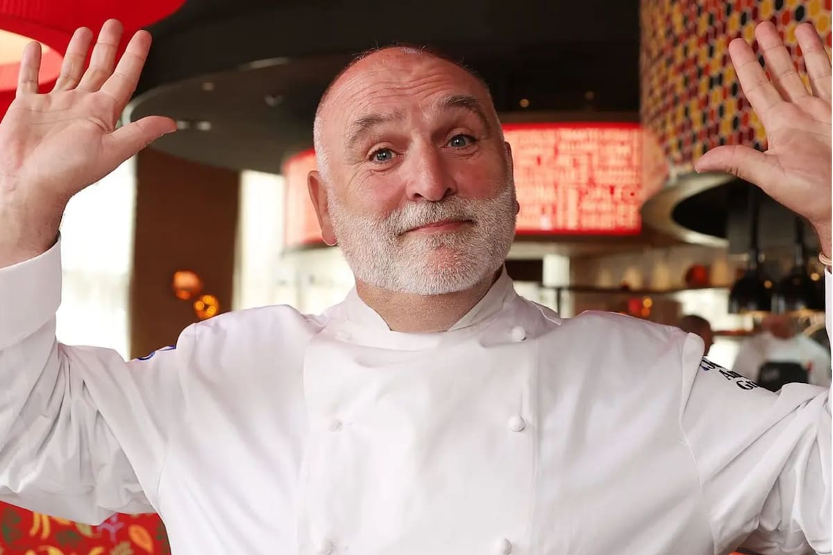 El método del chef español José Andrés para preparar la paella perfecta