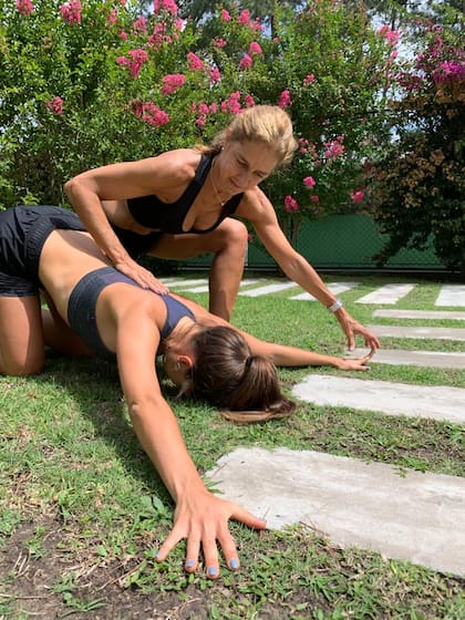 “El método hipopresivo es una técnica respiratoria y postural que relaja el diafragma, generando alivio en las vértebras y una mejora en la postura. Le quita presión a toda nuestra zona media, cerrando la faja abdominal”, describe Cafarello