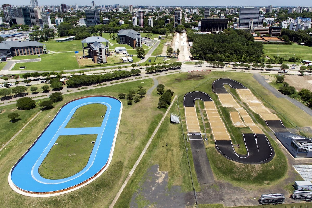 El microestadio funciona en el Paseo de la Costa, un predio que visitan 20.000 personas cada fin de semana