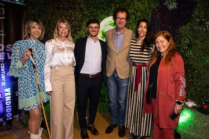 El miércoles pasado se inauguró la EXPO ARTE de CENTURY 21® EZQUERRA.