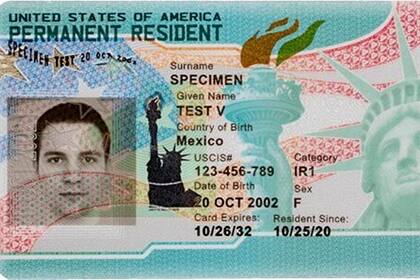 El migrante detenido presentó una tarjeta de residente permanente falsa