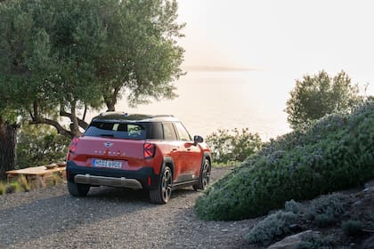 El MINI Aceman SE sale al mercado argentino con un precio de US$69.990