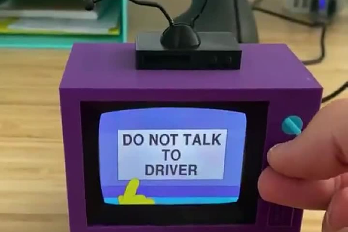 El mini televisor que sólo reproduce a Los Simpson