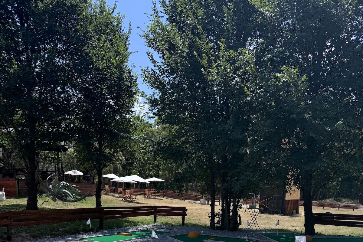 El minigolf en el restaurante Florentino de Miramar