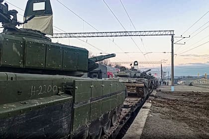 El Ministerio de Defensa de Rusia anunció hoy que algunas unidades que participan en ejercicios militares comenzarían a regresar a sus bases