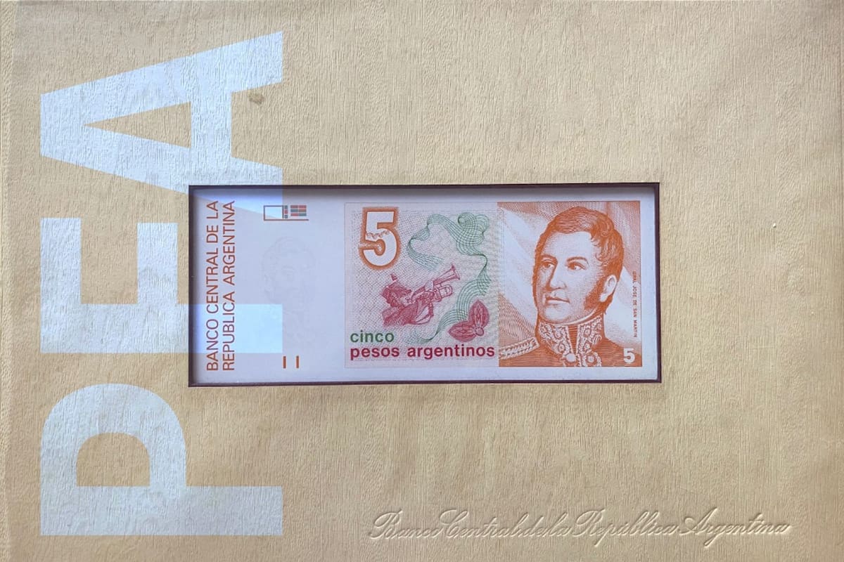 El ministerio de los billetes robados en un museo y subastados en los EE.UU.
