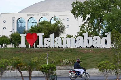 El Ministerio del Interior de Pakistán. Los pakistaníes han oficiado de mediadores entre las partes en conflicto