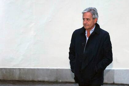 El ministro Andrés Ibarra en el sepelio de Marcelo Zlotogwiazda