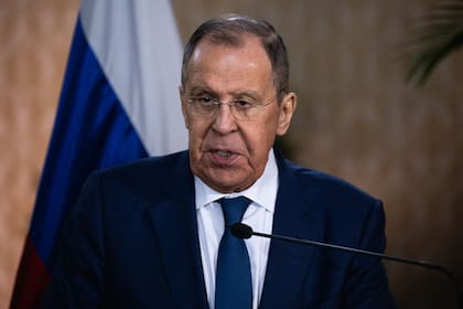 El ministro de Asuntos Exteriores ruso, Sergei Lavrov, habla durante una conferencia de prensa en el Ministerio de Asuntos Exteriores en Caracas el 20 de febrero de 2024.