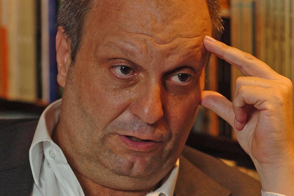 El ministro de Comunicación Hernán Lombardi