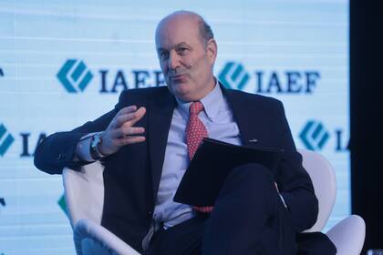 El ministro de Desregulación, Federico Sturzenegger, dijo que su baja de impuestos preferida es la aplicada en los aranceles a la importación.