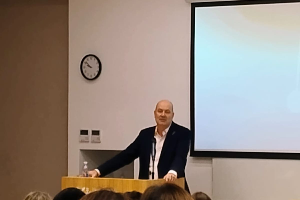 El ministro de Desregulación y Transformación del Estado, Federico Sturzenegger, durante el XIII Encuentro de Ética y Compliance