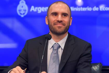 El ministro de Economía dijo que la Argentina no tiene capacidad para pagar intereses de la deuda "durante los próximos años"