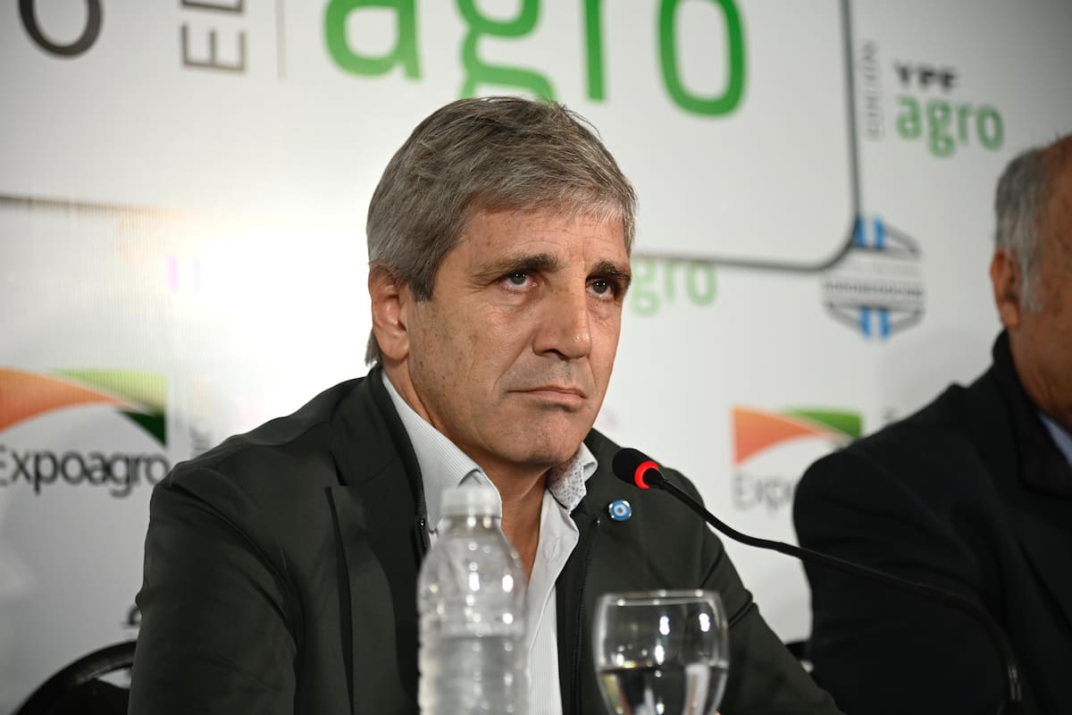 El ministro de Economía, Luis Caputo