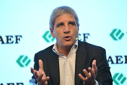 El ministro de Economía, Luis Caputo