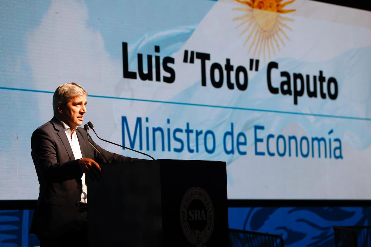 El ministro de Economía, Luis Caputo