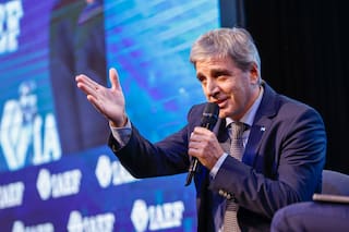 Luis Caputo negó las versiones sobre una posible salida del Gabinete