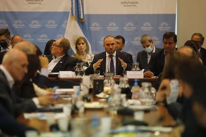 El Ministro de Economía, Martín Guzmán, en la reunión constitutiva y elección de autoridades en la Comisión de Presupuesto y Hacienda
