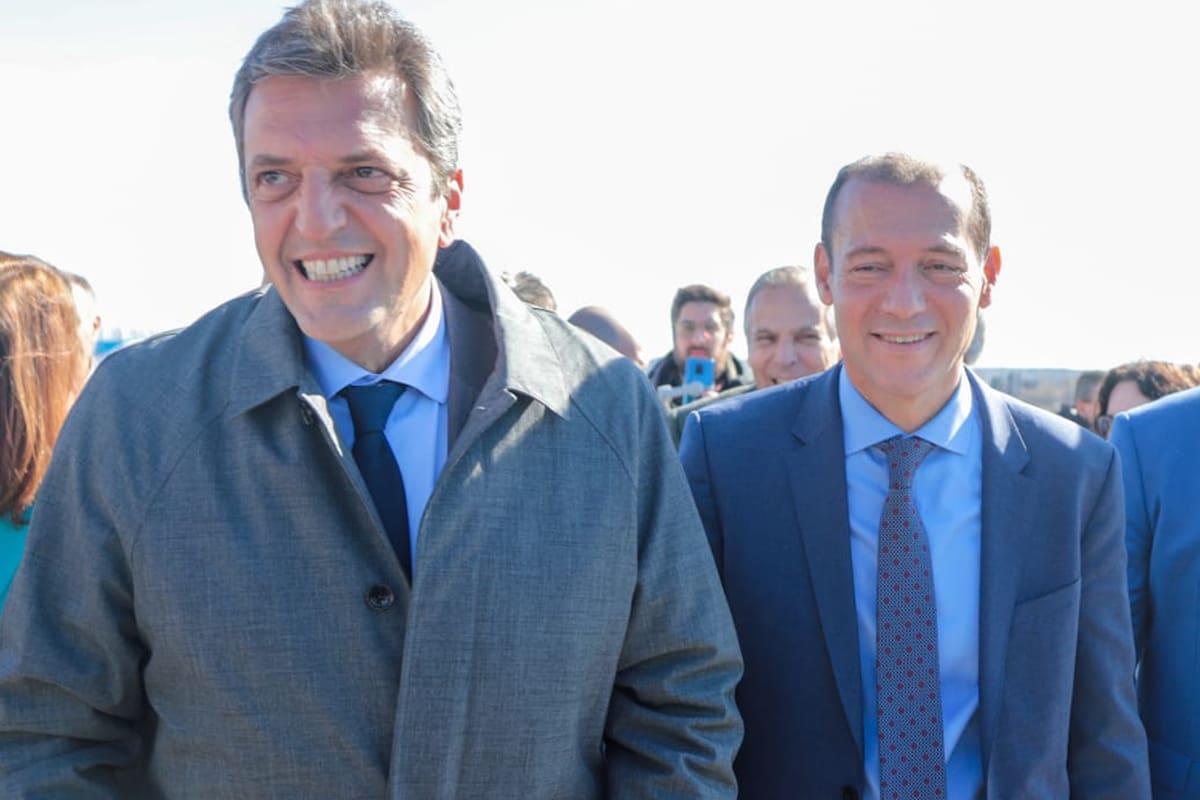 El ministro de Economía, Sergio Massa, en Neuquén, cuando anunció que se reglamentaría el decreto que permite a las empresas acceder a divisas