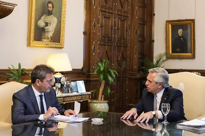 El ministro de Economía, Sergio Massa, y el presidente Alberto Fernández