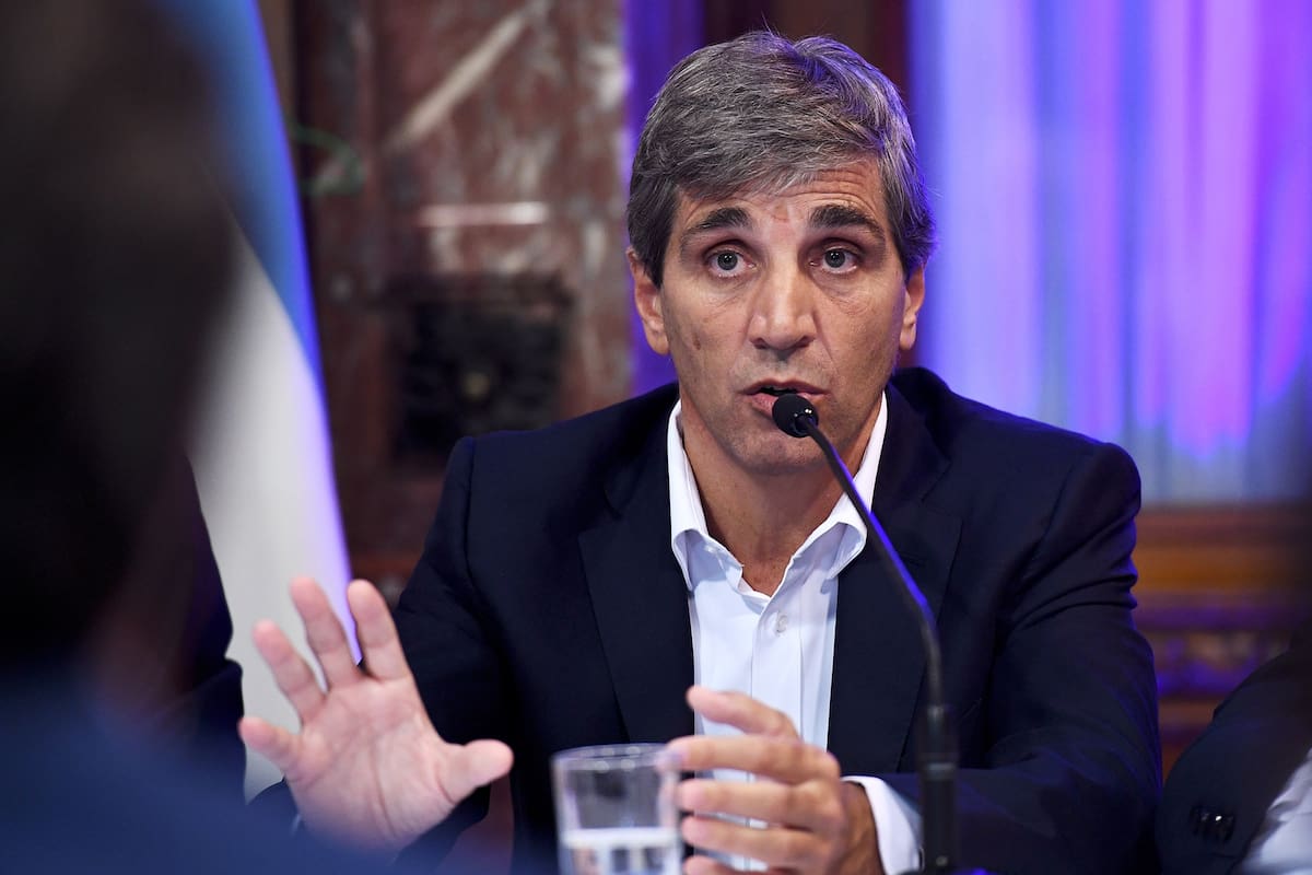 El ministro de Finanzas Luis Caputo analizó la medida económica del Gobierno