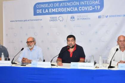 El ministro de Gobierno de Formosa, Jorge González, se refirió hoy al intento de LA NACION de ingresar a la provincia, e insistió en que el periodismo no está exento de cumplir el protocolo de cuarentena obligatoria dispuesto por el gobernador Gildo Insfrán