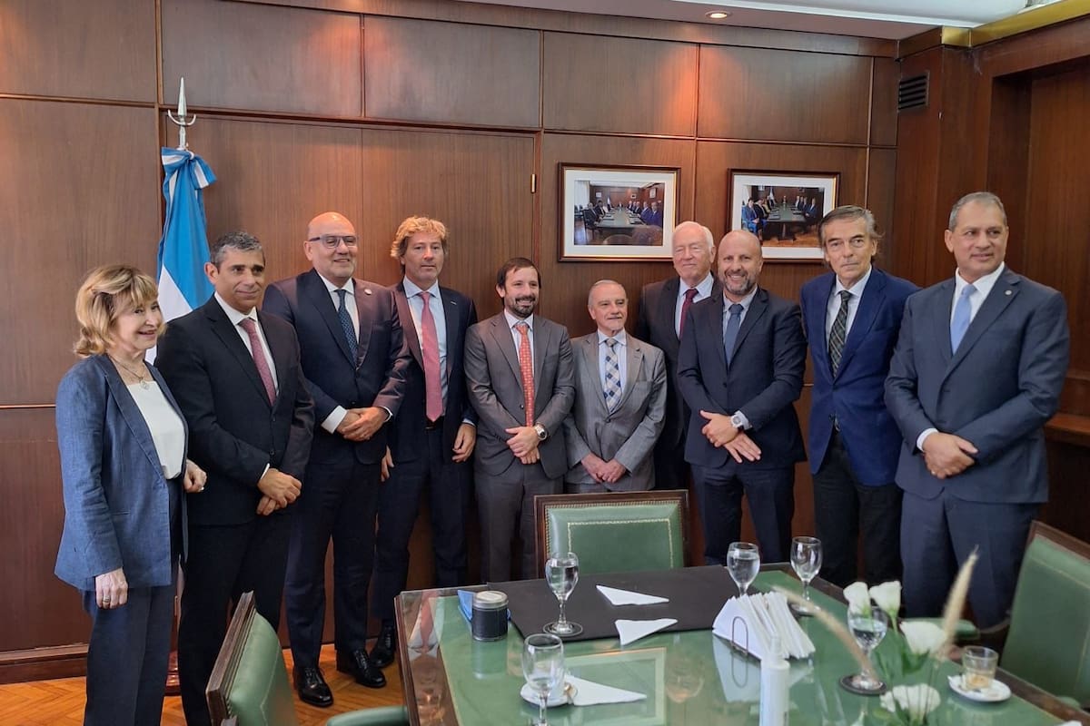 El ministro de Justicia, Juan Bautista Mahiques y los jueces de la Casación