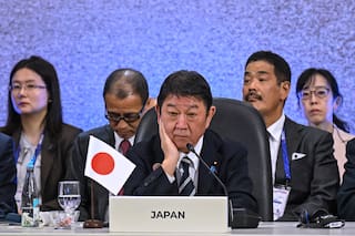 China y Japón discrepan sobre si sus cancilleres hablaron la semana pasada en la ASEAN