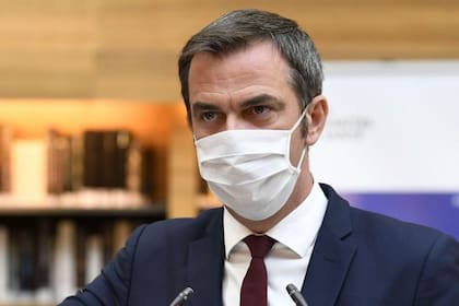 El ministro de Salud de Francia, Olivier Verán