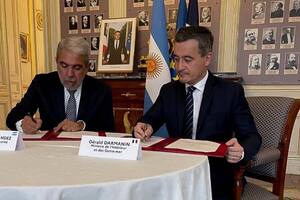 El ministro de Seguridad Aníbal Fernández, se reunió con el ministro del Interior francés, Gérald Darmanin