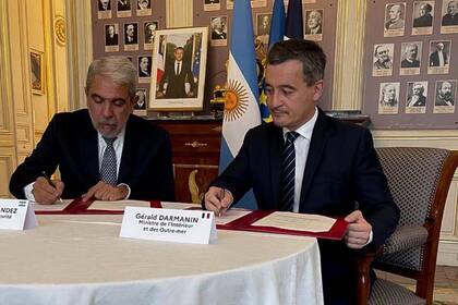 El ministro de Seguridad Aníbal Fernández, se reunió con el ministro del Interior francés, Gérald Darmanin