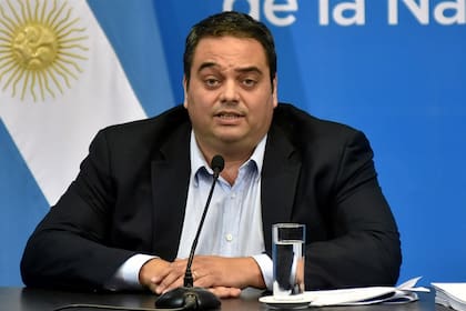 El ministro de Trabajo dará hoy detalles sobre la gestión en el SOMU y las designaciones polémicas