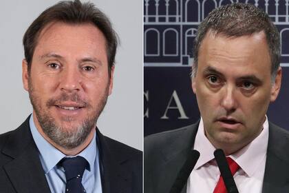 El ministro de Transporte del gobierno de España, Óscar Puente, y el portavoz presidencial, Manuel Adorni